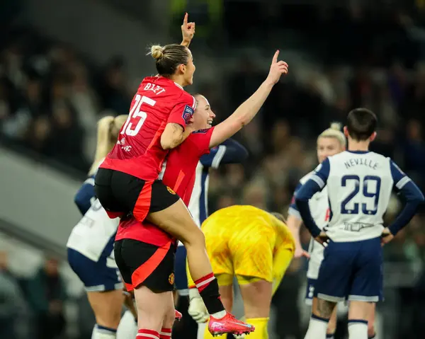 HLV Sarina Wiegman và công thức vô địch World Cup nữ